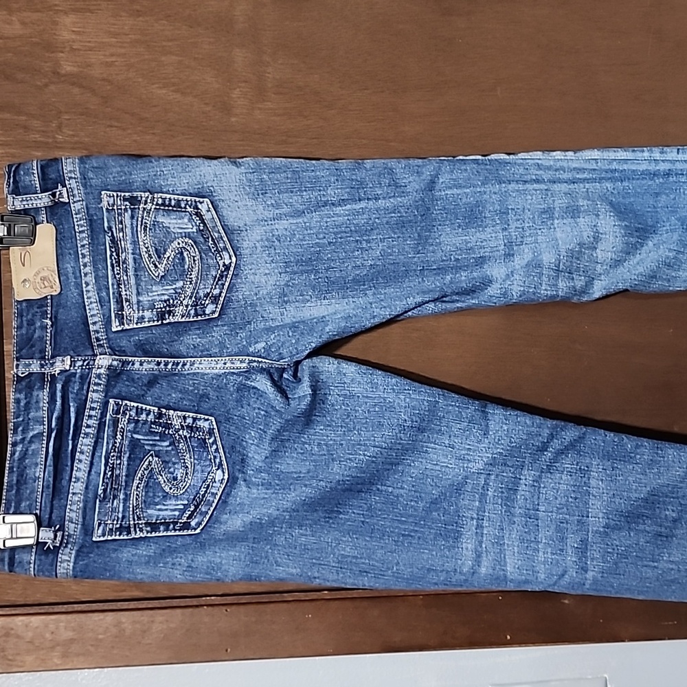 Silver Jeans - Picture 3 of 3